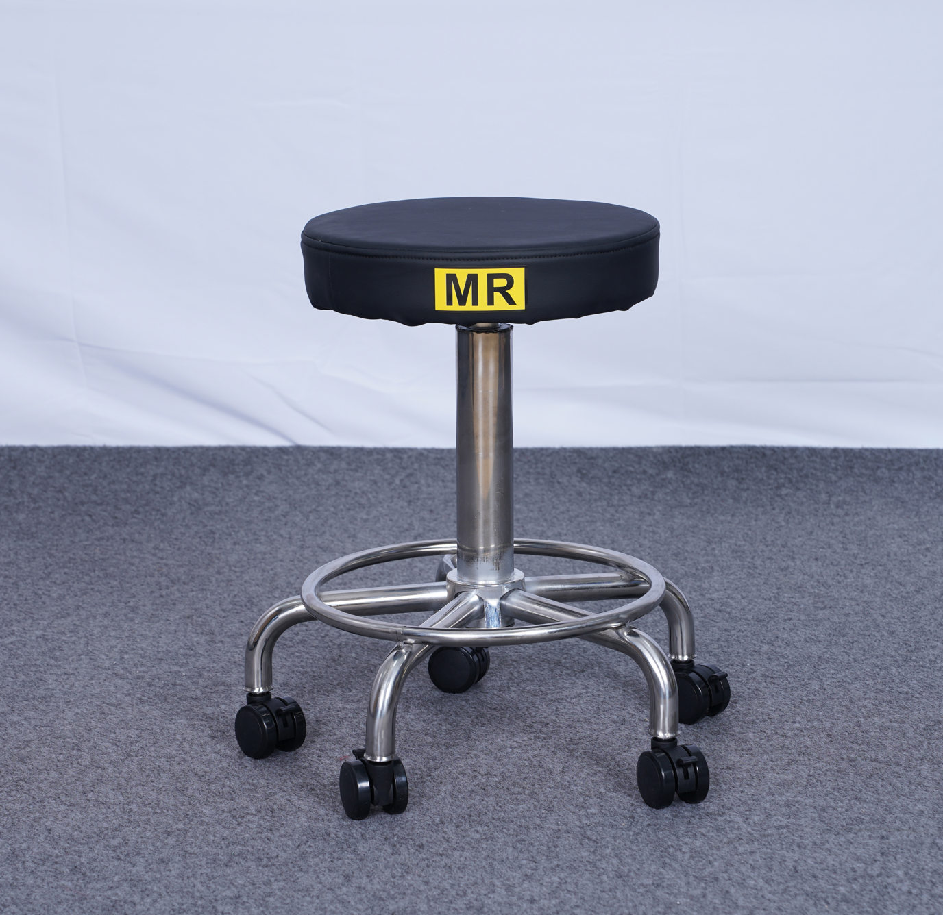 MRI compatible stool for MR room use/ height adjustabel